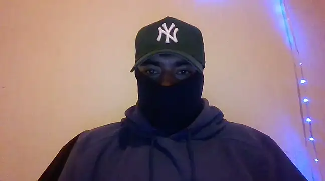 Snapshot of el_muchacho16 chatting on 02-27-25, 07:55 el muchacho16 online show from 02-27-25, 07:55