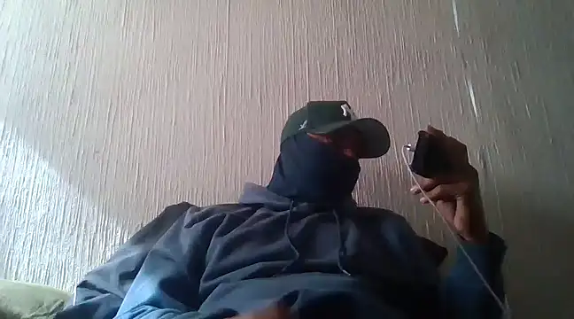 Snapshot of el_muchacho16 chatting on 03-02-25, 09:54 el muchacho16 online show from 03-02-25, 09:54