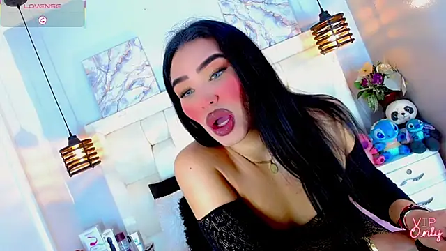 BelovedChain01 online show from 03-17-26, 11:08