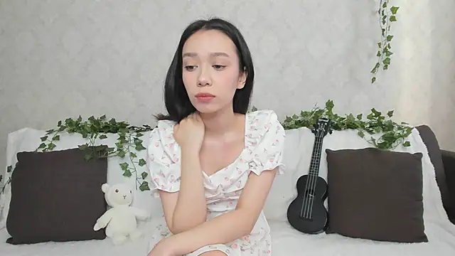 Snapshot of CherryMolly chatting on 02-20-25, 11:53 CherryMolly online show from 02-20-25, 11:53