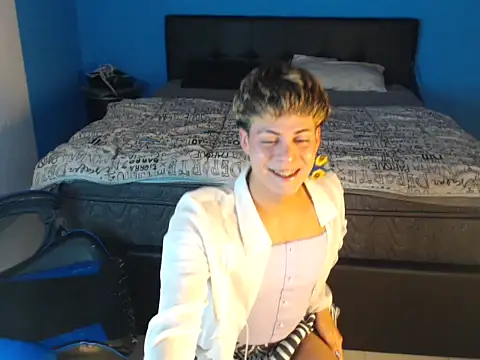 mchissexx online show from 10-23-25, 11:31