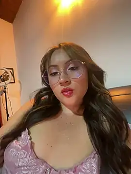 ValentinaOrtiz3 online show from 02-18-25, 01:21