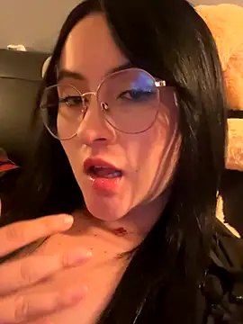 ValentinaOrtiz3 online show from 11-16-25, 03:01