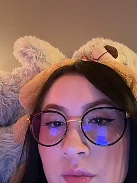 ValentinaOrtiz3 online show from 03-09-26, 10:36