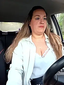 justtess online show from 04-15-26, 05:03