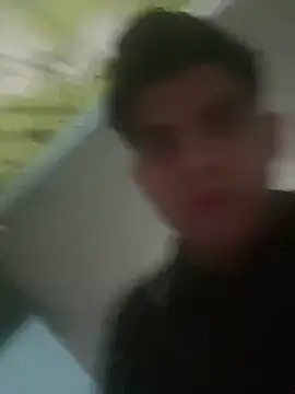 Snapshot of jonzzvergs chatting on 05-15-26, 01:34 jonzzvergs online show from 05-15-26, 01:34
