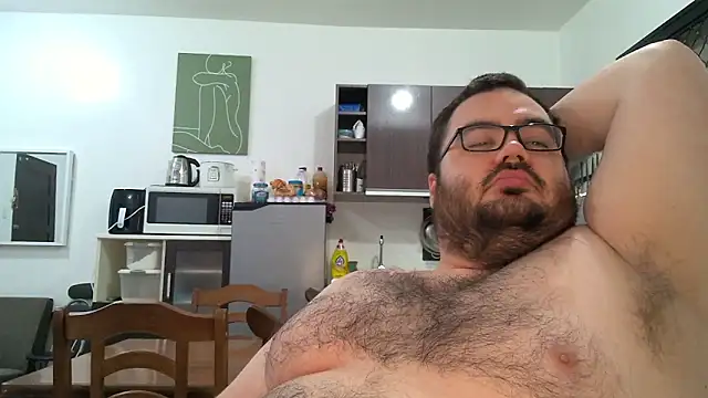 Snapshot of alexxxbear chatting on 02-12-25, 12:37 alexxxbear online show from 02-12-25, 12:37