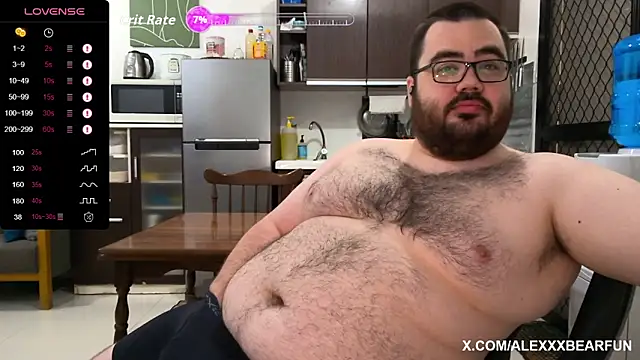 Snapshot of alexxxbear chatting on 09-21-25, 12:12 alexxxbear online show from 09-21-25, 12:12