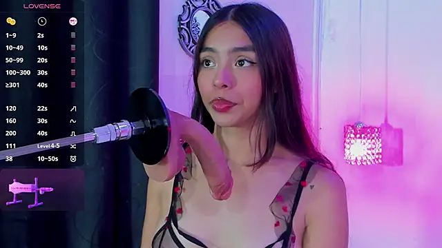 Snapshot of lanna_brunette chatting on 09-09-25, 01:32 lanna brunette online show from 09-09-25, 01:32