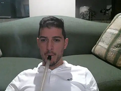 quitomanec online show from 10-21-25, 04:46