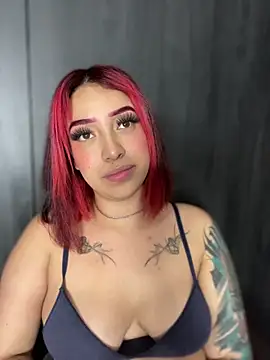 Snapshot of Scarlett-LS chatting on 02-11-25, 06:51 Scarlett-LS online show from 02-11-25, 06:51