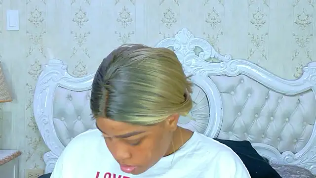 TianahGlow online show from 01-12-26, 08:36