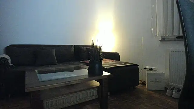 molicaremolicare online show from 10-28-25, 05:55