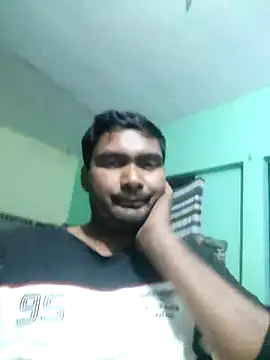 Snapshot of ccuteboyyyy chatting on 03-01-25, 03:16 ccuteboyyyy online show from 03-01-25, 03:16