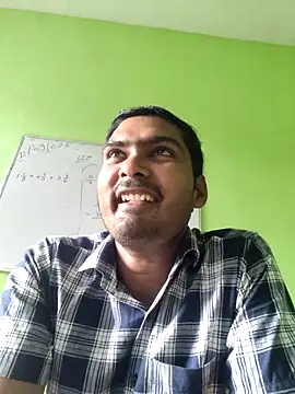 Snapshot of ccuteboyyyy chatting on 09-12-25, 05:18 ccuteboyyyy online show from 09-12-25, 05:18