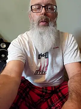 Snapshot of HardSteele97 chatting on 04-26-26, 03:32 HardSteele97 online show from 04-26-26, 03:32