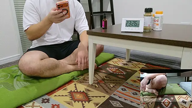 YARASERO-kun online show from 10-05-25, 02:26