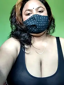 Snapshot of rani130 chatting on 11-08-25, 01:17 rani130 online show from 11-08-25, 01:17