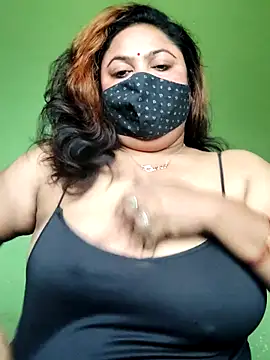 Snapshot of rani130 chatting on 01-07-26, 01:52 rani130 online show from 01-07-26, 01:52