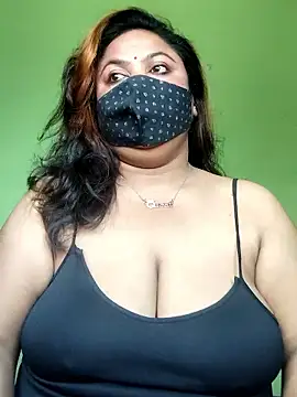 Snapshot of rani130 chatting on 01-13-26, 01:55 rani130 online show from 01-13-26, 01:55