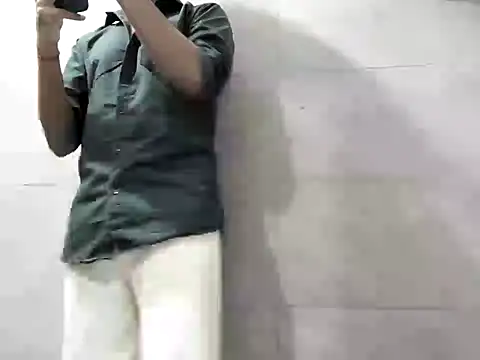 Lustyluckyy online show from 09-27-25, 08:36