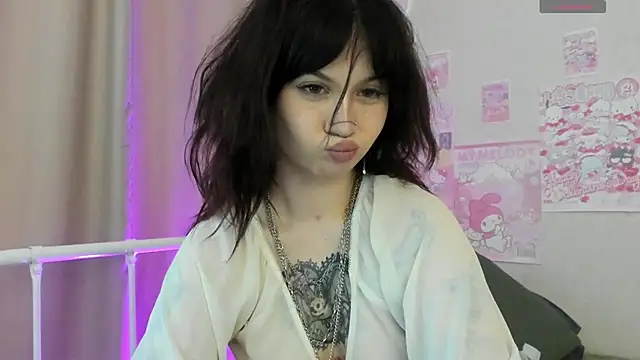 marynixoxo online show from 11-24-25, 06:57