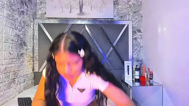 EvansDarling online show from 02-25-26, 01:43