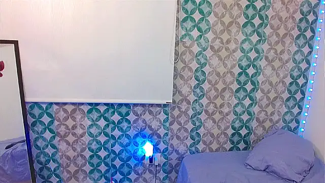 Emilybateee online show from 02-25-25, 06:09