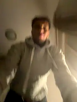 yaxxx03 online show from 11-10-25, 07:35