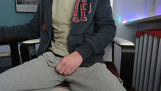 Manuhot001 online show from 12-22-25, 10:18