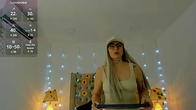 Snapshot of CandieGilson__ chatting on 03-14-25, 12:18 CandieGilson online show from 03-14-25, 12:18