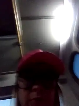 Snapshot of CandieGilson__ chatting on 09-22-25, 10:39 CandieGilson online show from 09-22-25, 10:39