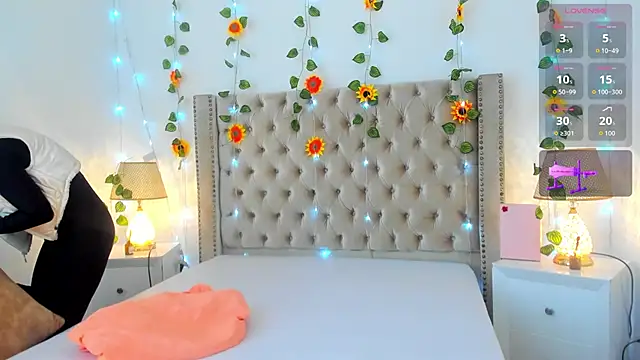 Snapshot of CandieGilson__ chatting on 09-28-25, 01:16 CandieGilson online show from 09-28-25, 01:16