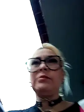 CandieGilson   online show from 04-03-26, 11:08