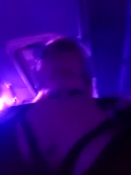 CandieGilson   online show from 04-08-26, 10:37