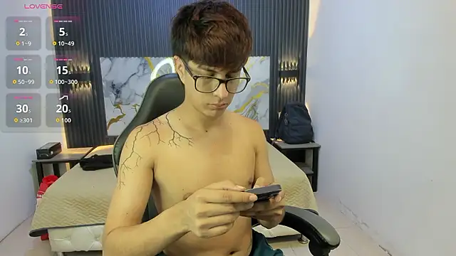 Estiv18  online show from 03-05-26, 02:29