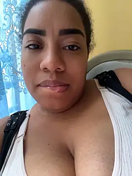 Snapshot of kendrakaramelo chatting on 04-15-26, 03:52 kendrakaramelo online show from 04-15-26, 03:52