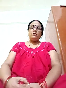 Snapshot of Kiyara8 chatting on 09-16-25, 03:46 Kiyara8 online show from 09-16-25, 03:46