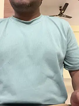 Kristi Uniq online show from 02-11-25, 01:20