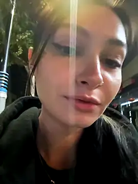 lunalovelee online show from 11-04-25, 02:16