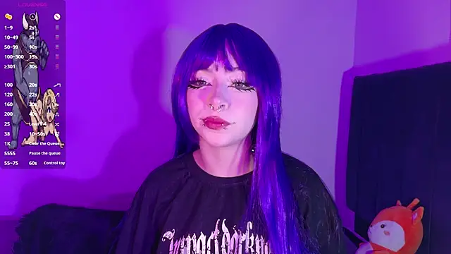 Snapshot of purplelilith3 chatting on 06-23-26, 02:31 purplelilith3 online show from 06-23-26, 02:31