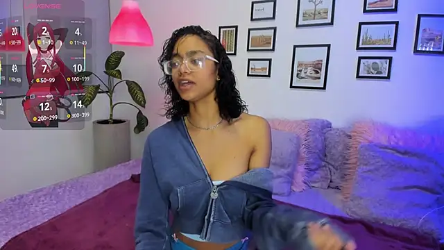 Snapshot of Alice_simmons chatting on 11-27-25, 01:35 Alice simmons online show from 11-27-25, 01:35