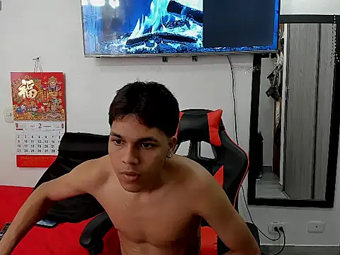 David Gil19 online show from 02-15-25, 03:28