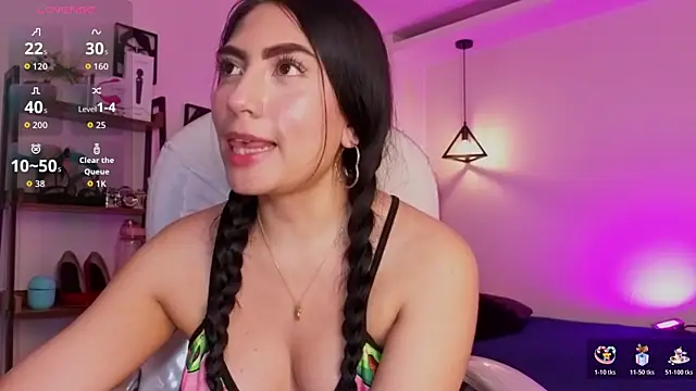 Miller Vanessa  online show from 11-04-25, 08:41