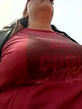 promiscuous-indecent-momm online show from 04-13-26, 03:06