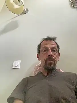 createur34 online show from 04-08-26, 06:46