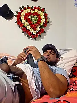 guajiro276565 online show from 02-11-26, 07:41