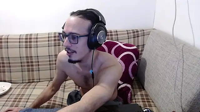 cholitohermoso online show from 06-24-26, 04:06