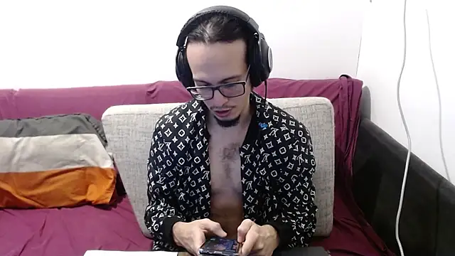 cholitohermoso online show from 07-15-26, 02:44