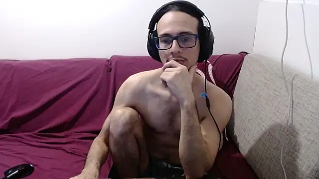cholitohermoso online show from 07-21-26, 02:41